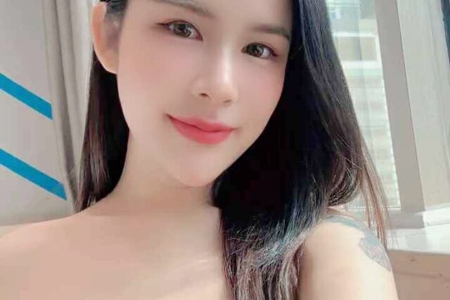 Subtle Affection & Serene Escapes with a Johor Muse