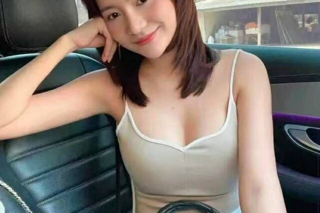 Evenings of Elegance: Your Journey with a Radiant Lady in Johor Bahru